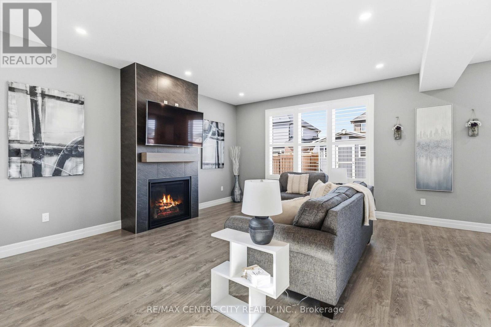 85 Mill Pond Crescent, Thames Centre, Ontario  N0L 1G2 - Photo 12 - X12922746