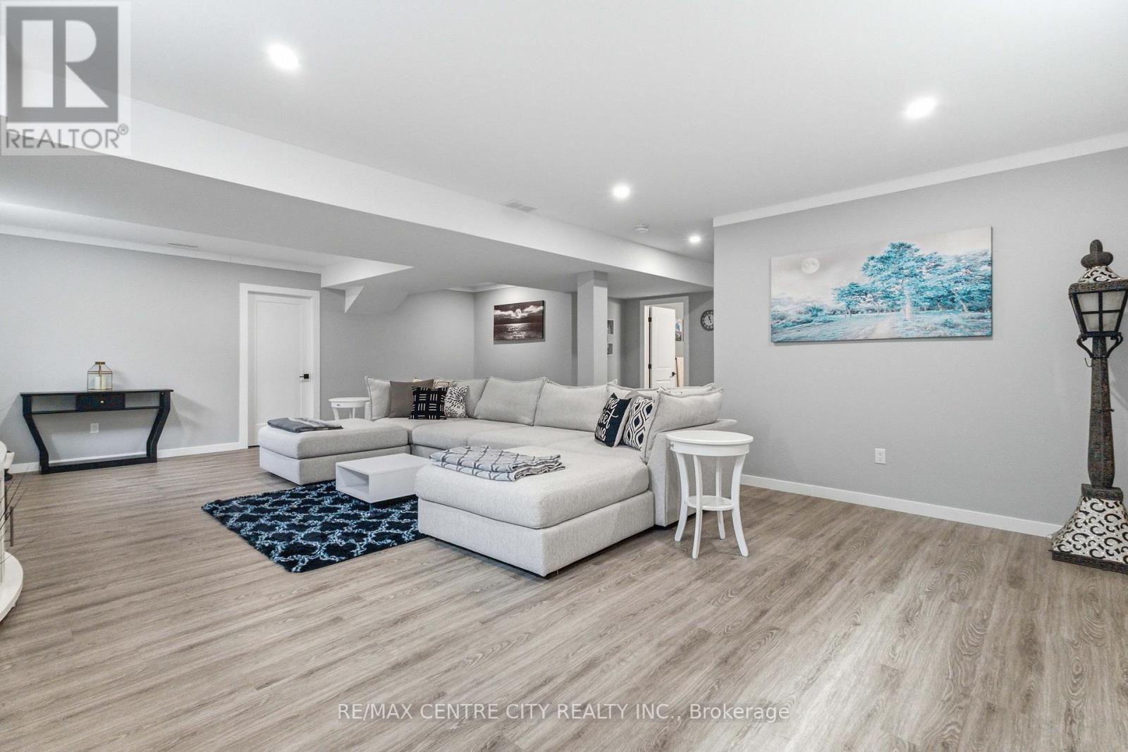 85 Mill Pond Crescent, Thames Centre, Ontario  N0L 1G2 - Photo 39 - X12922746