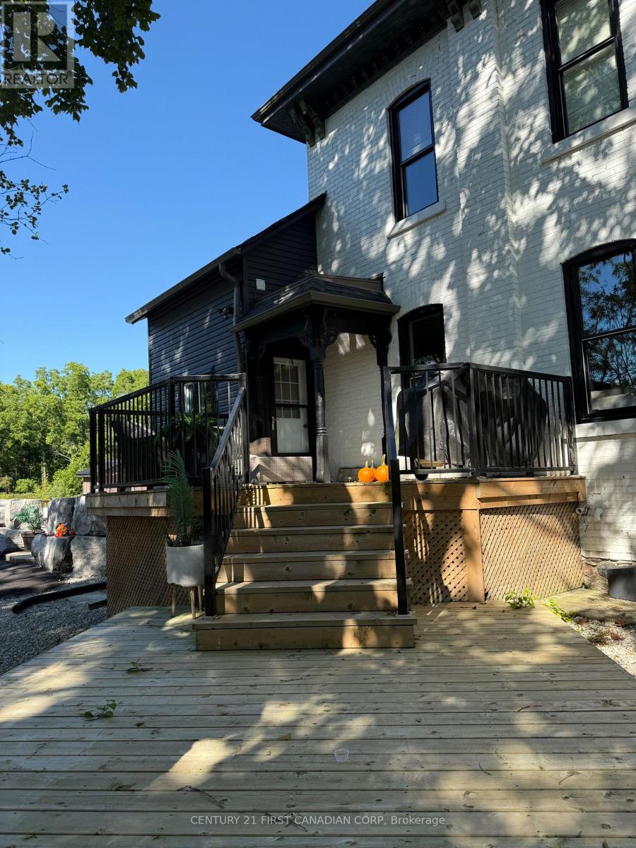 46254 New Sarum Line, Central Elgin, Ontario  N5P 3S7 - Photo 3 - X12922748