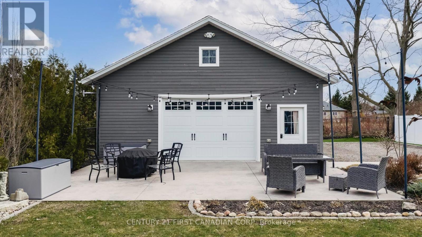 96 Tuyll Street, Bluewater, Ontario  N0M 1G0 - Photo 38 - X12922842