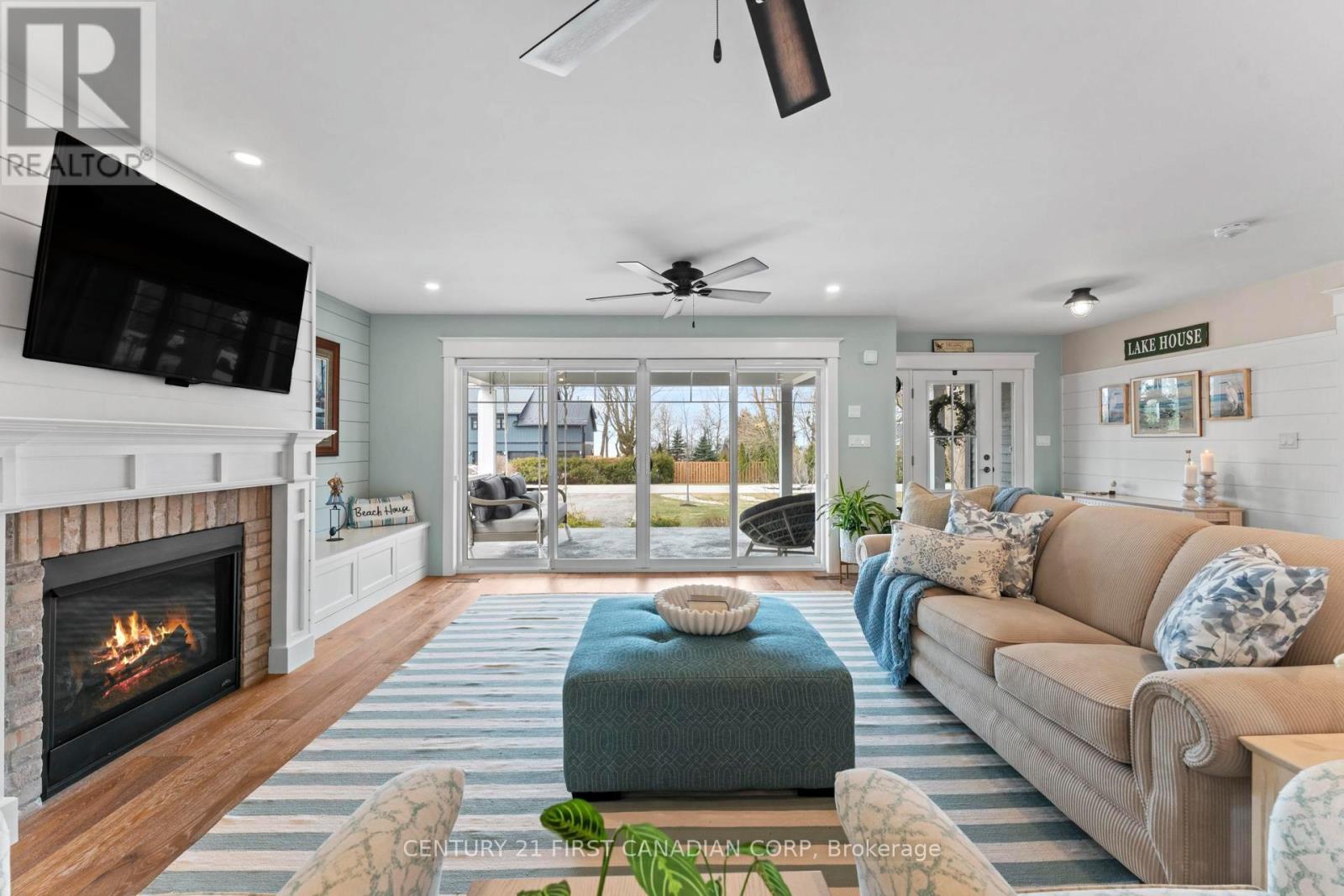 96 Tuyll Street, Bluewater, Ontario  N0M 1G0 - Photo 8 - X12922842