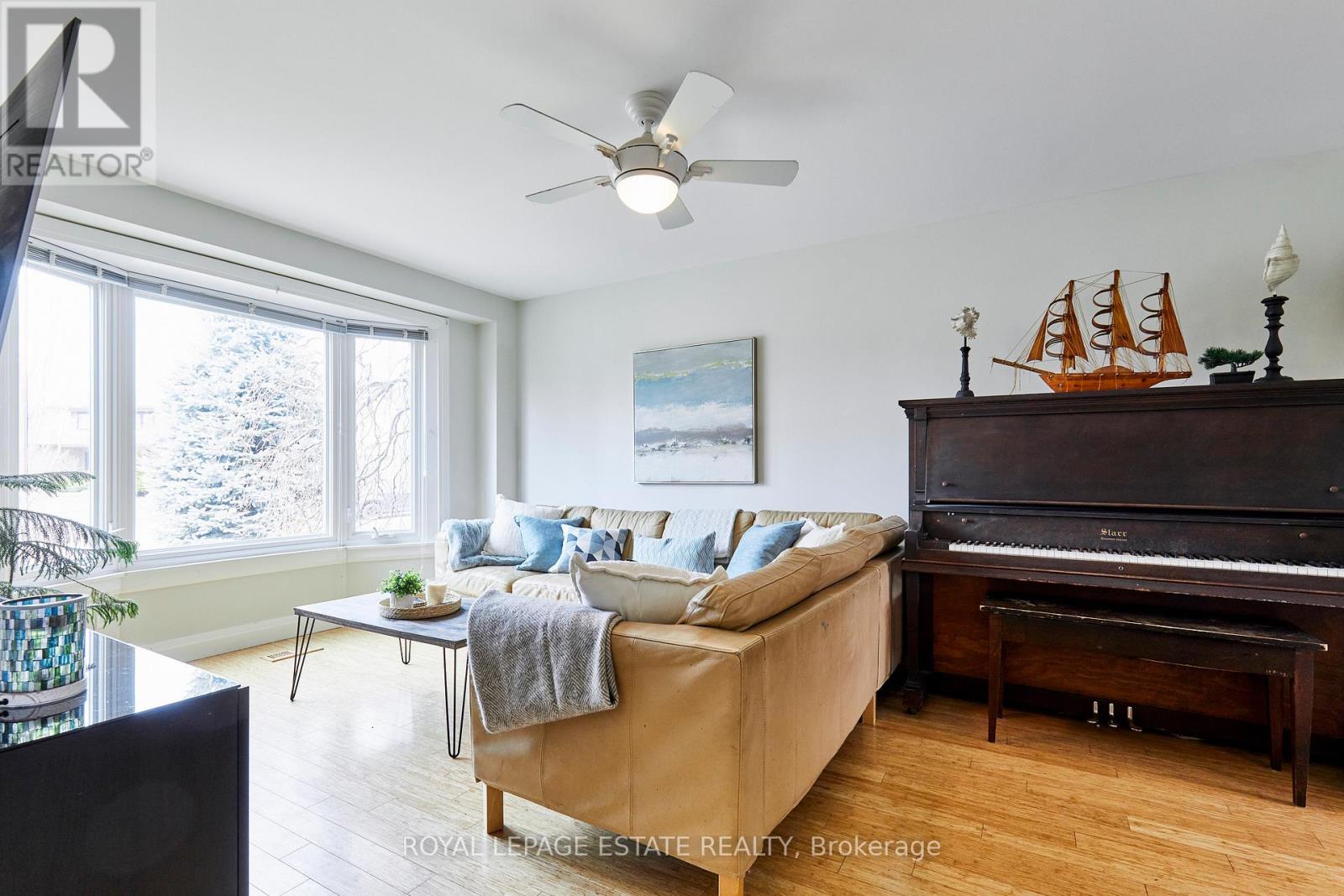 1078 Roundelay Court, Oshawa, Ontario  L1J 7R7 - Photo 10 - E12922778