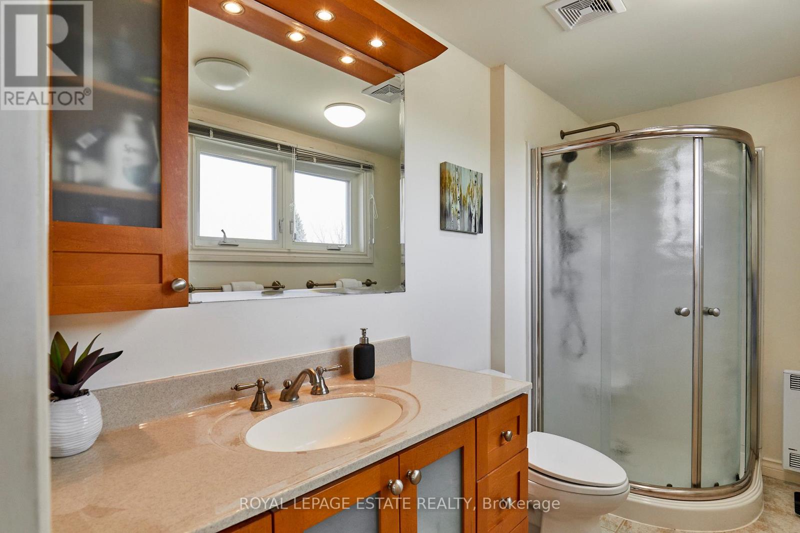 1078 Roundelay Court, Oshawa, Ontario  L1J 7R7 - Photo 16 - E12922778