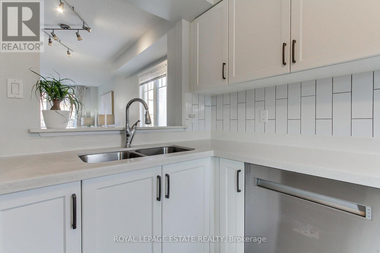 78 - 2 Hedge End Road, Toronto, Ontario  M1B 5Z8 - Photo 6 - E12922816