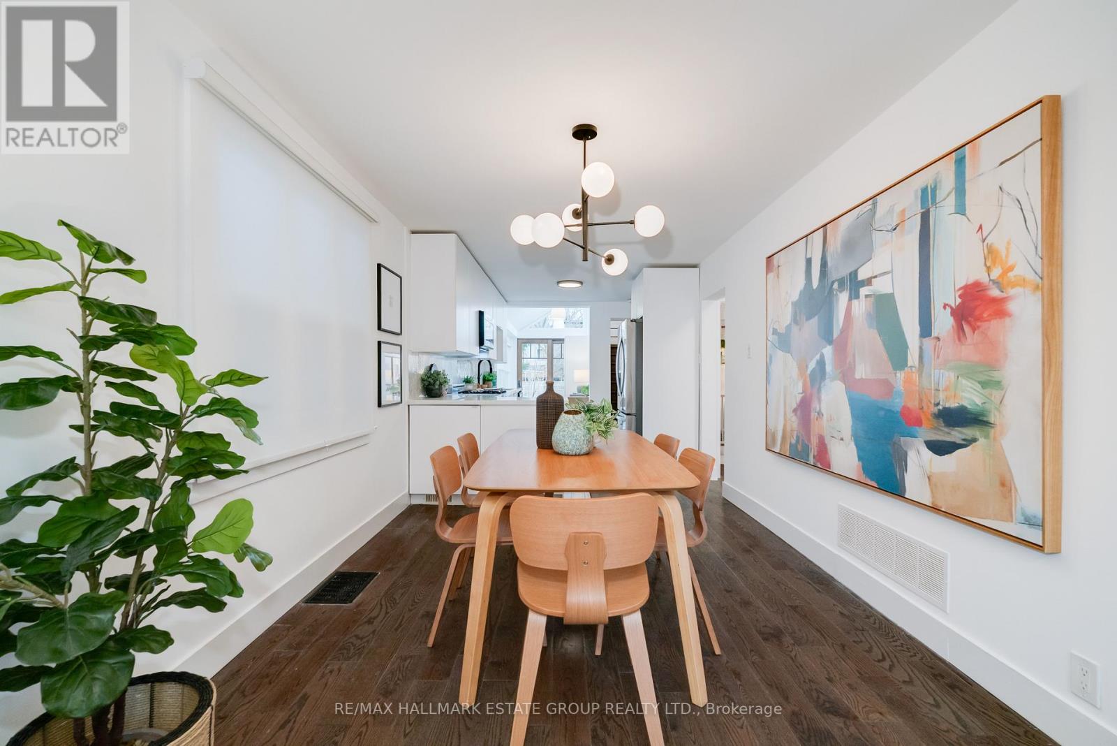 11 Austin Avenue, Toronto, Ontario  M4M 1V7 - Photo 11 - E12922872