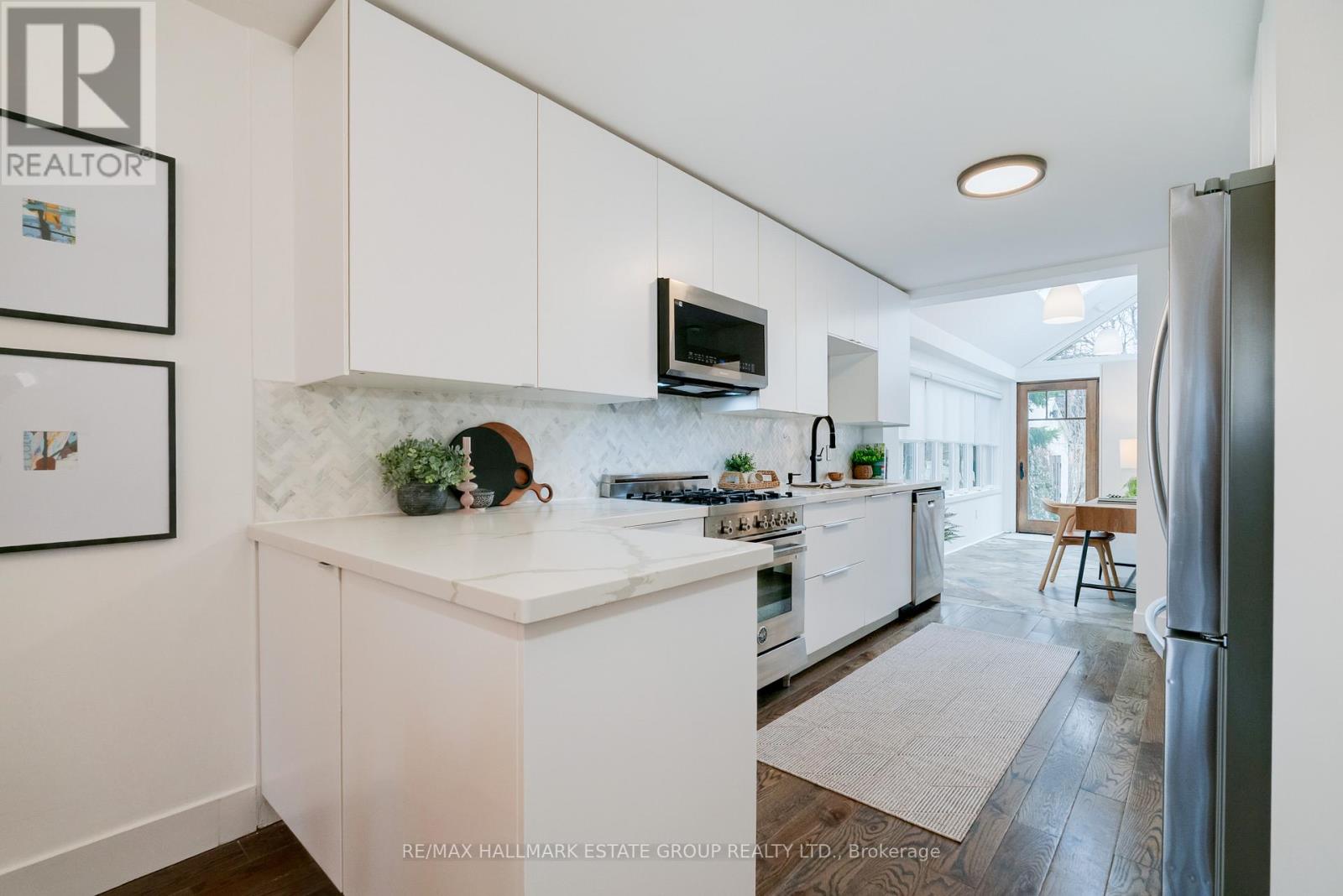 11 Austin Avenue, Toronto, Ontario  M4M 1V7 - Photo 13 - E12922872