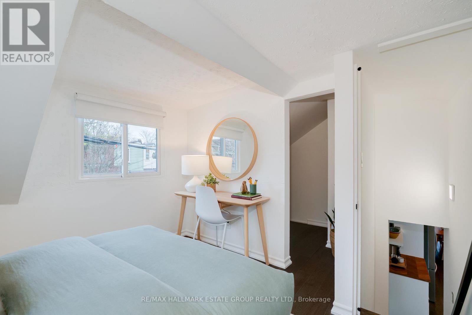 11 Austin Avenue, Toronto, Ontario  M4M 1V7 - Photo 29 - E12922872