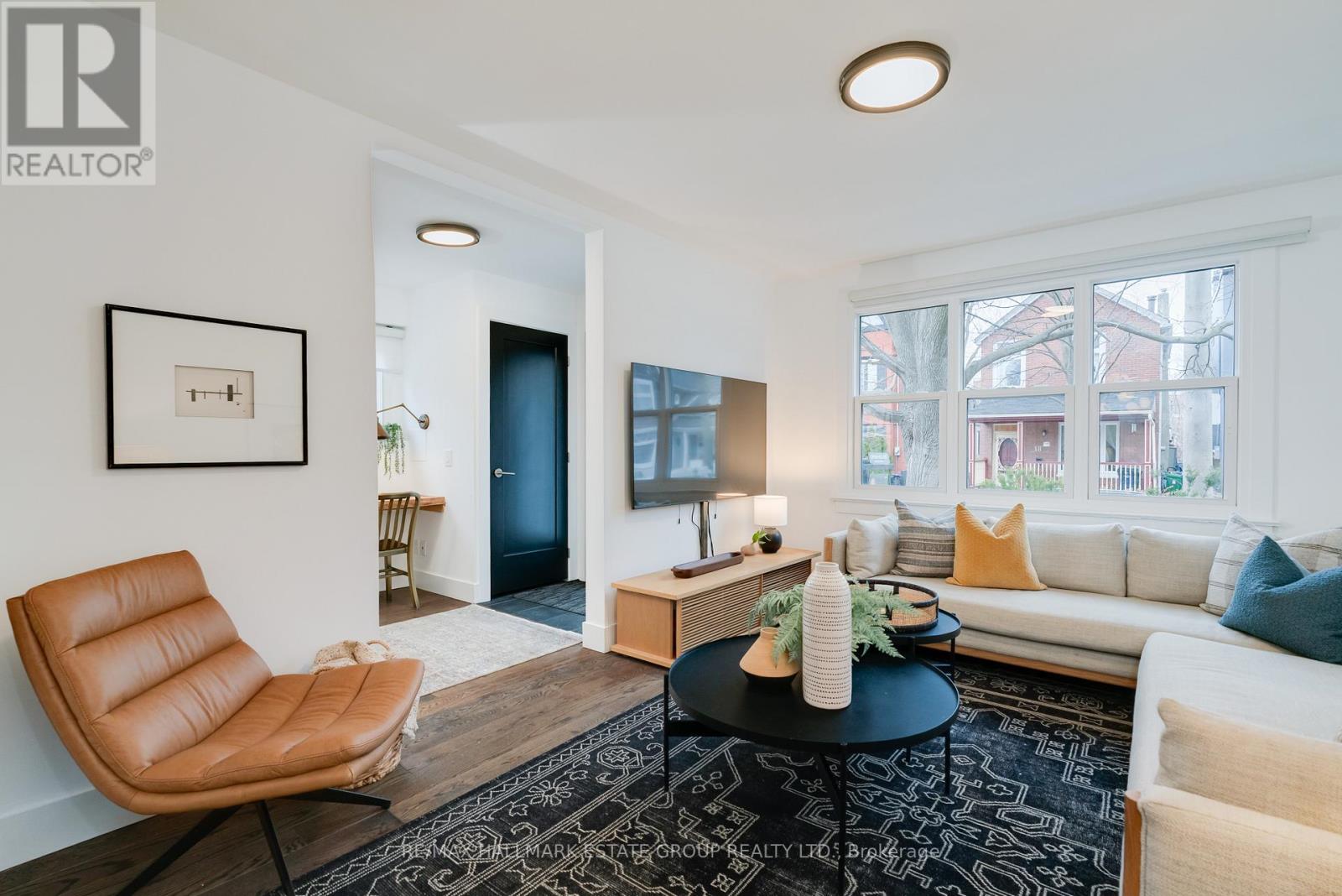 11 Austin Avenue, Toronto, Ontario  M4M 1V7 - Photo 9 - E12922872