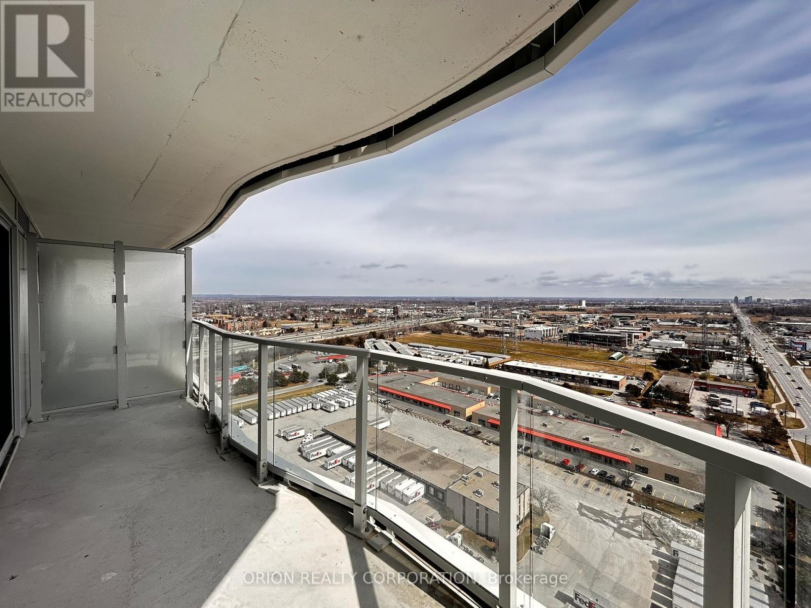 2404 - 1010 Sandy Beach Road, Pickering, Ontario L1W 0C7 - Photo 18 - E12922886