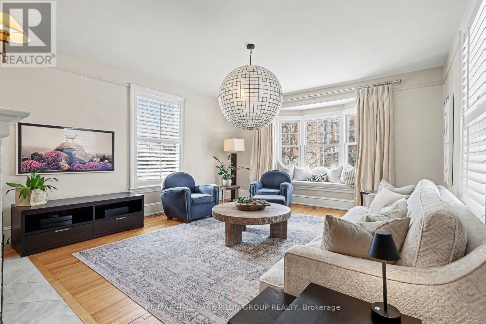 446 Highland Avenue, Ottawa, Ontario  K2A 2J6 - Photo 4 - X12922788