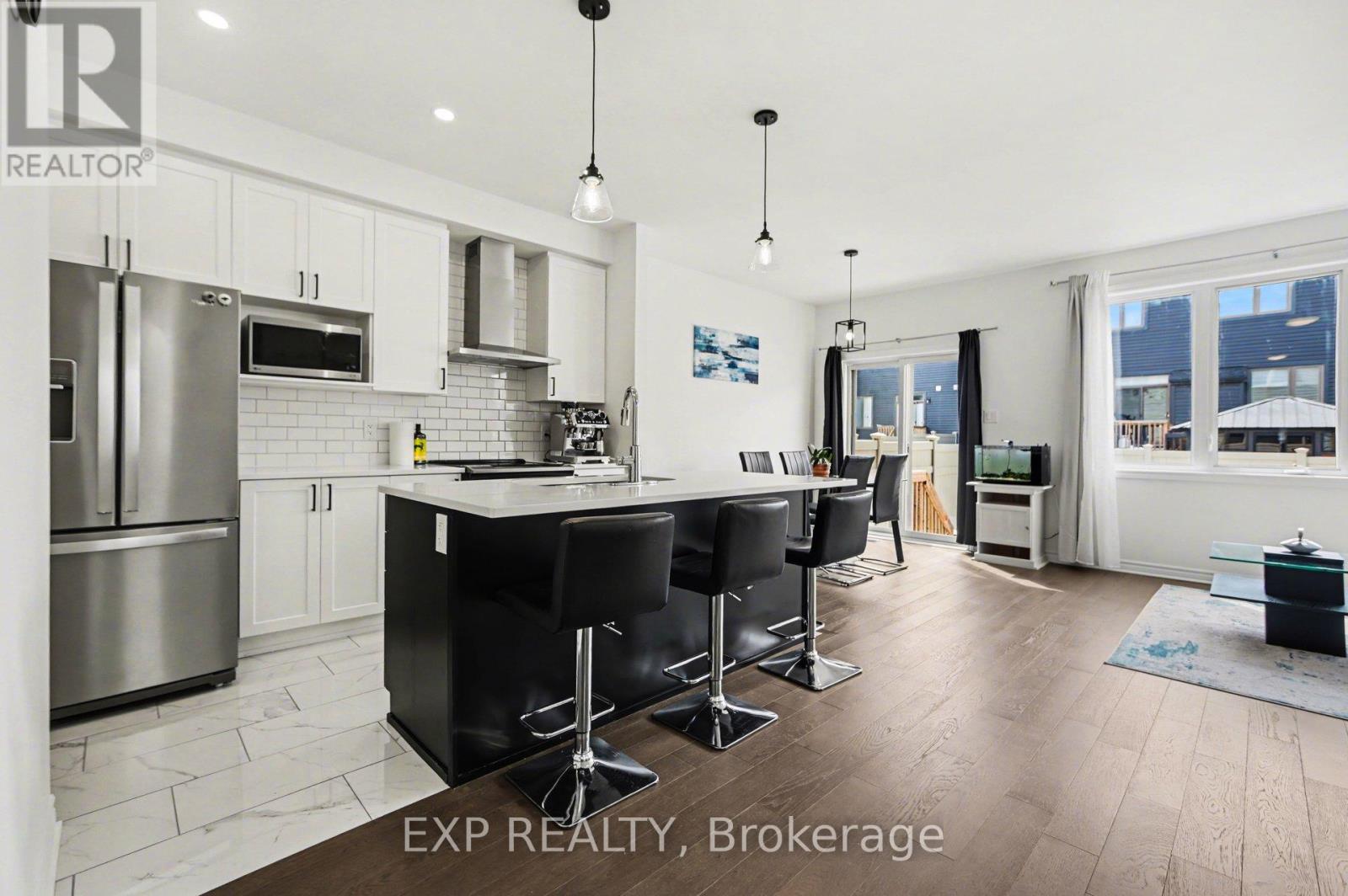 78 Rallidale Street, Ottawa, Ontario  K1X 0G7 - Photo 6 - X12922804