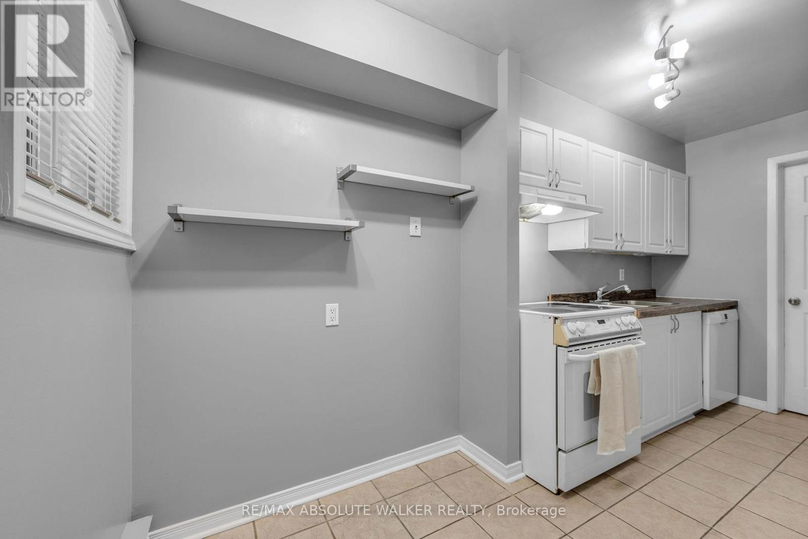 606 Tanguay Court, Ottawa, Ontario  K2L 3X3 - Photo 11 - X12922812