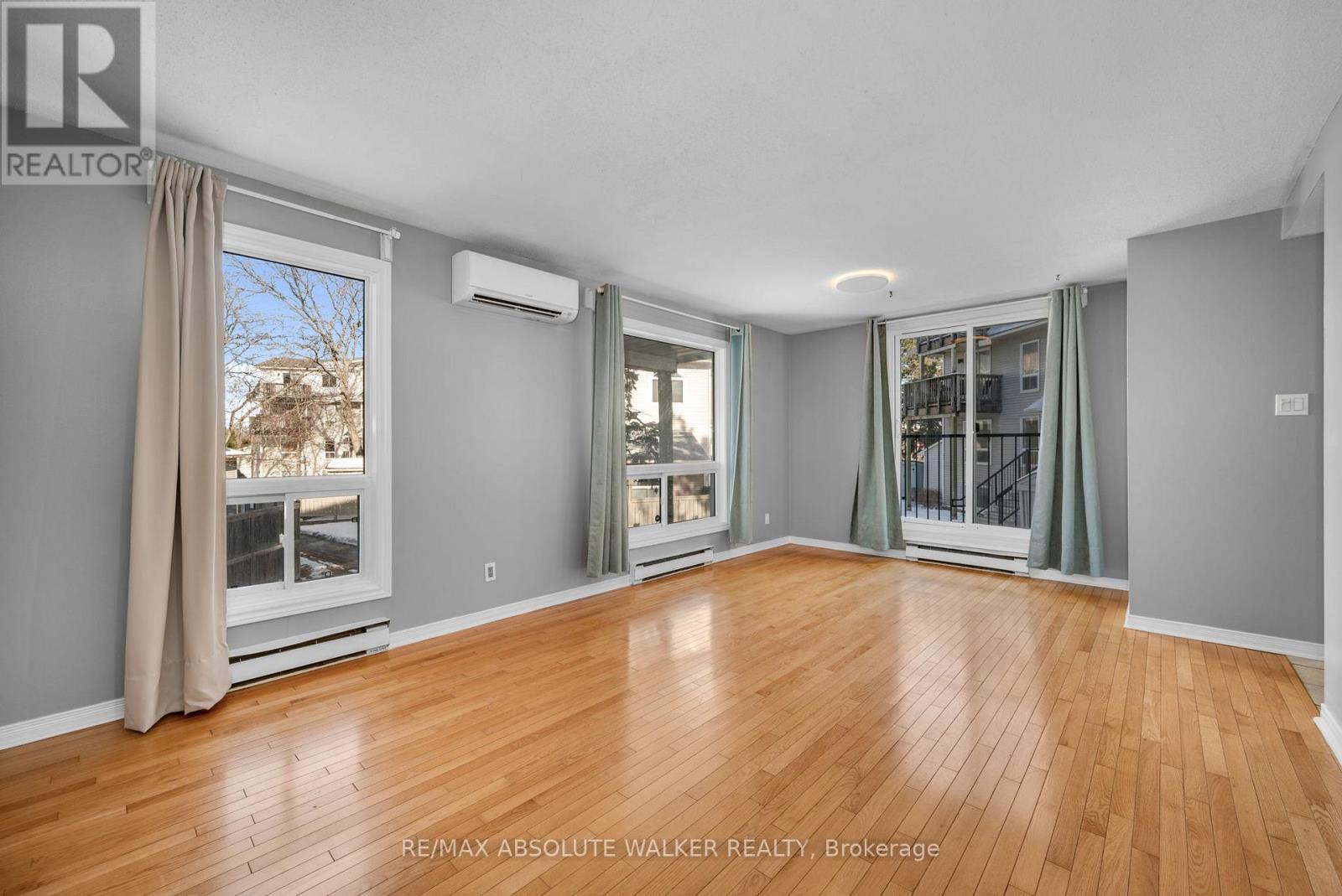 606 Tanguay Court, Ottawa, Ontario  K2L 3X3 - Photo 7 - X12922812