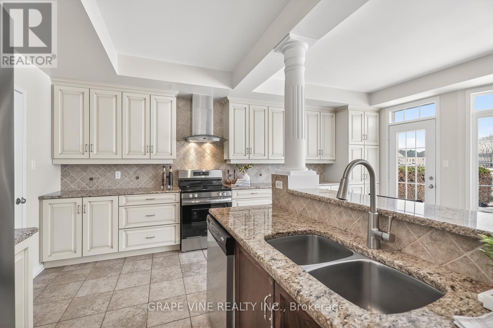 788 Kilbirnie Drive, Ottawa, Ontario  K2J 0M4 - Photo 20 - X12922818