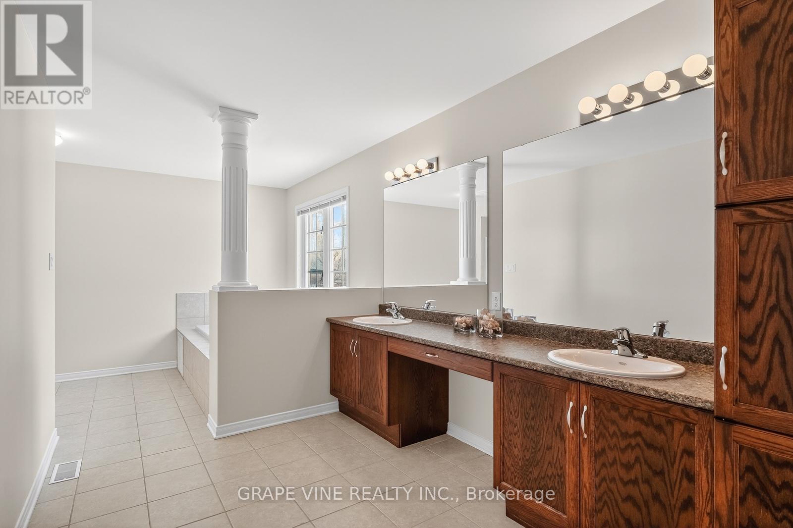 788 Kilbirnie Drive, Ottawa, Ontario  K2J 0M4 - Photo 30 - X12922818