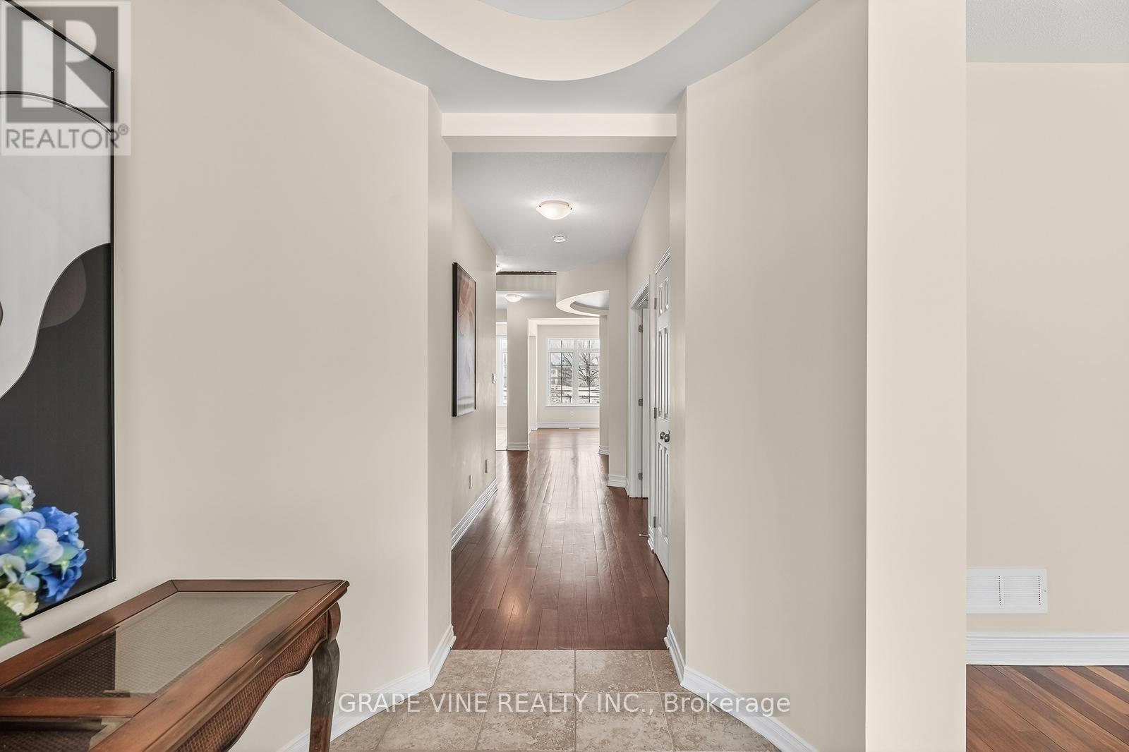 788 Kilbirnie Drive, Ottawa, Ontario  K2J 0M4 - Photo 8 - X12922818