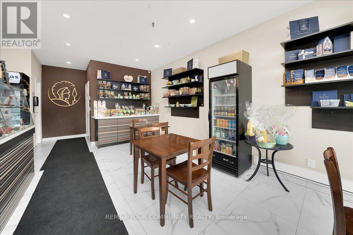 166 Woodbridge Avenue, Vaughan (West Woodbridge), Ontario  M9L 2L1 - Photo 11 - N12922734