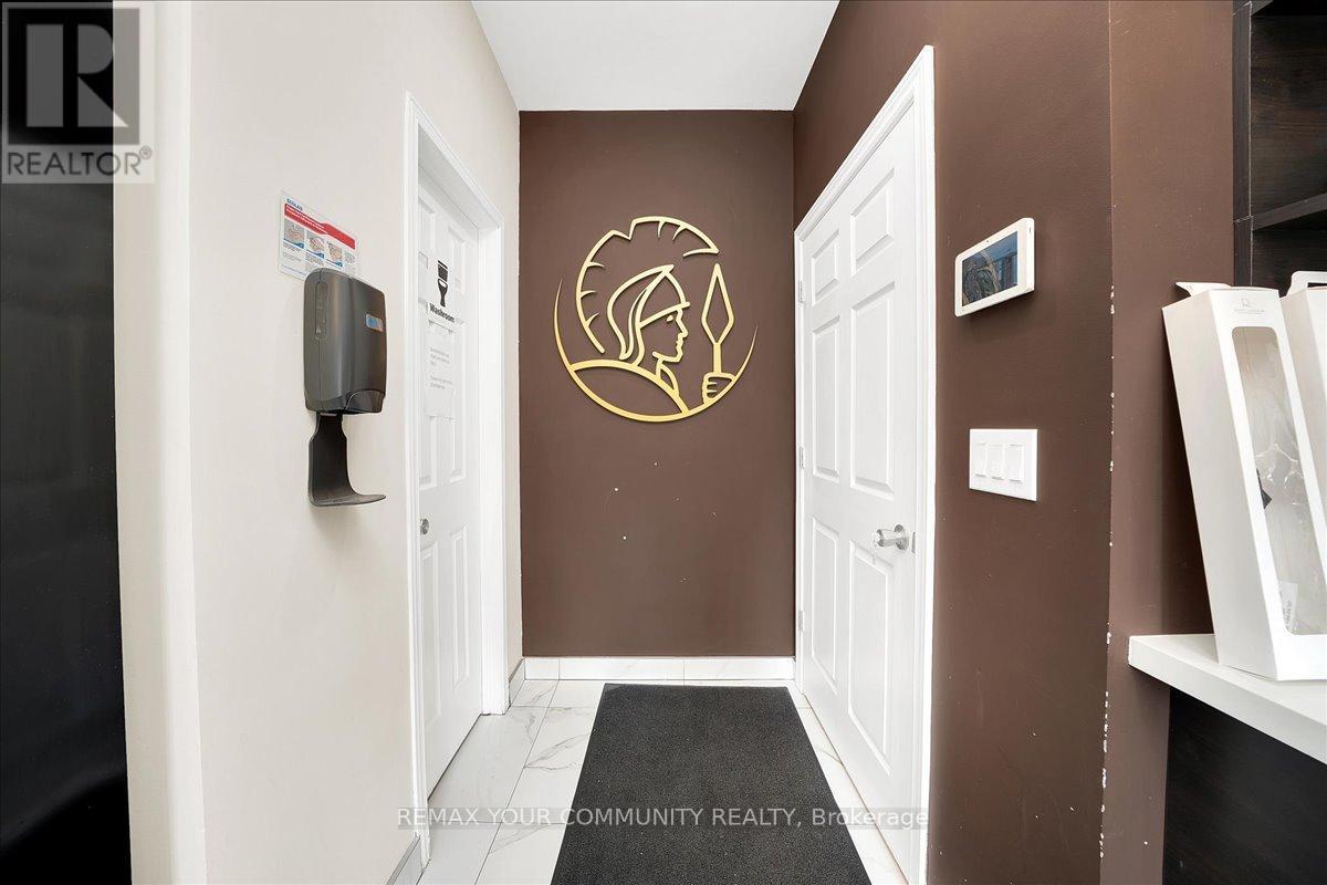 166 Woodbridge Avenue, Vaughan (West Woodbridge), Ontario  M9L 2L1 - Photo 16 - N12922734