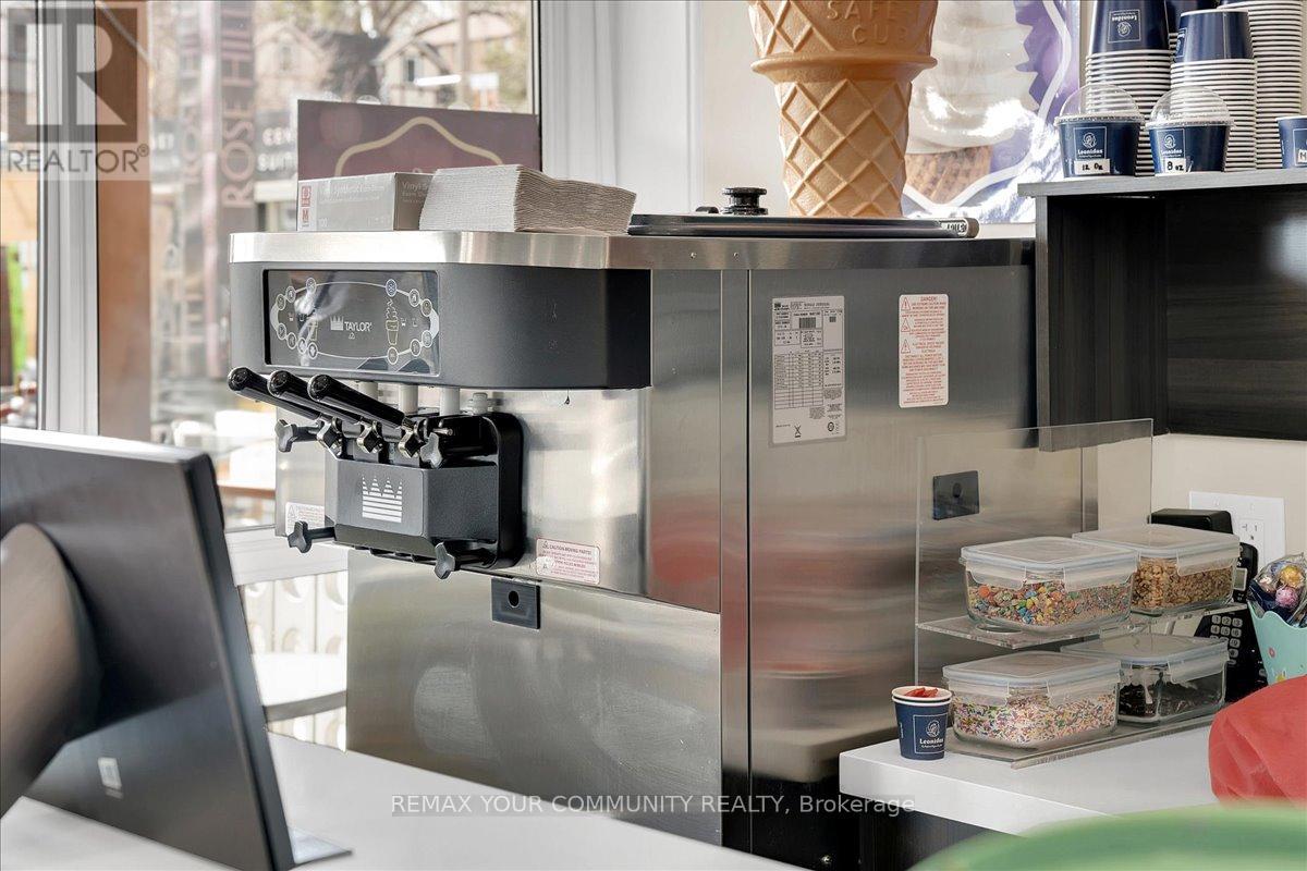 166 Woodbridge Avenue, Vaughan (West Woodbridge), Ontario  M9L 2L1 - Photo 29 - N12922734