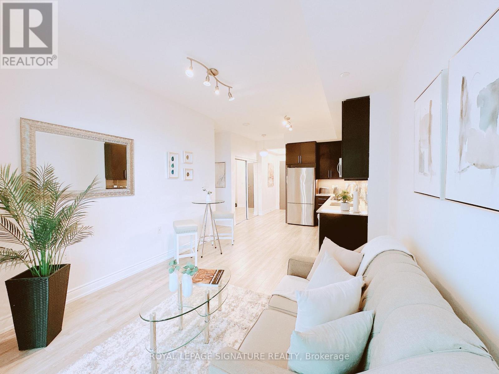 710 - 9600 YONGE STREET, Richmond Hill, Ontario