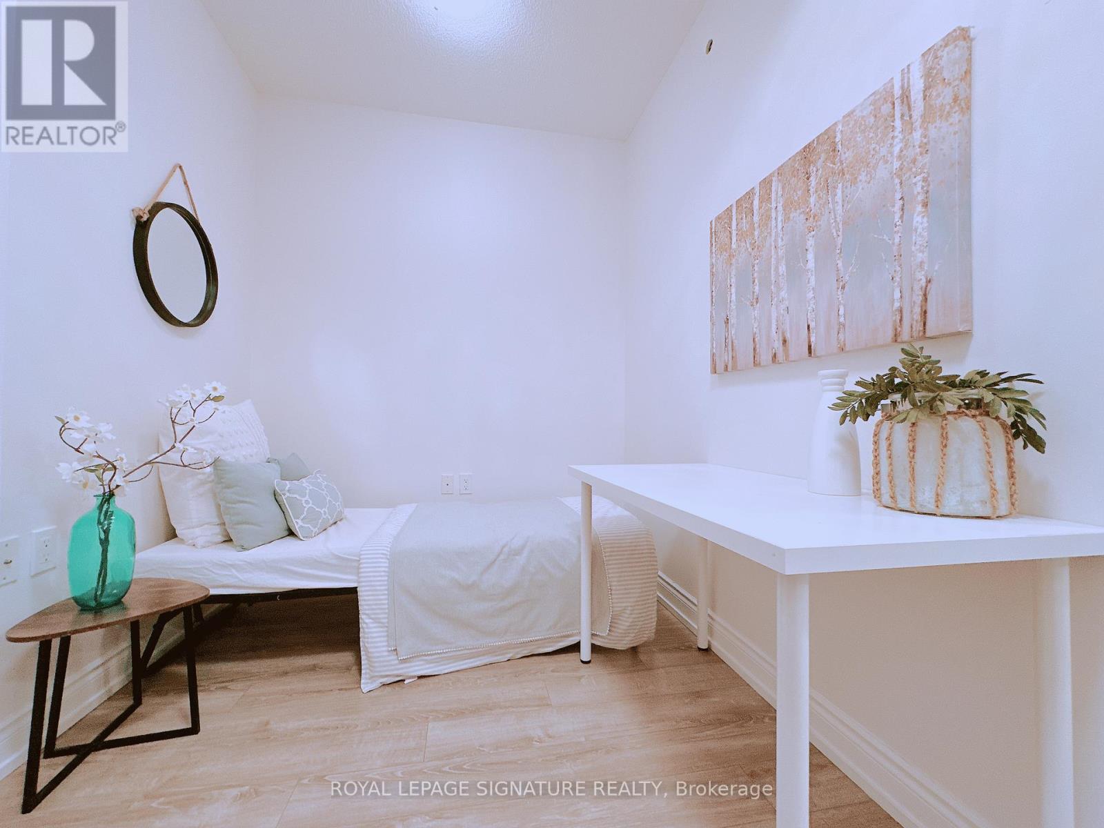 710 - 9600 Yonge Street, Richmond Hill (North Richvale), Ontario  L4C 0X3 - Photo 13 - N12922742