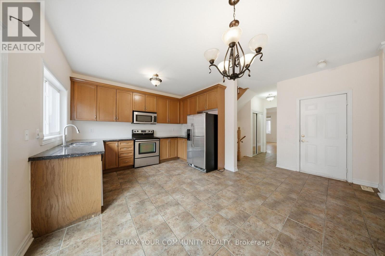 74 Moderna Drive, Vaughan (Vellore Village), Ontario  L4H 0R8 - Photo 15 - N12922744