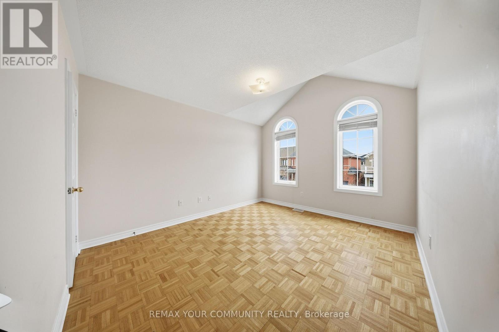 74 Moderna Drive, Vaughan (Vellore Village), Ontario  L4H 0R8 - Photo 31 - N12922744