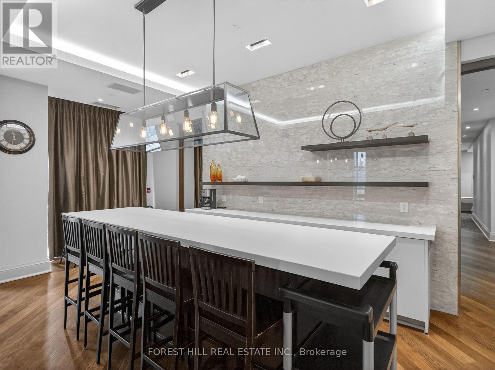 609 - 111 Civic Square Gate, Aurora, Ontario  L4G 0S6 - Photo 23 - N12922792