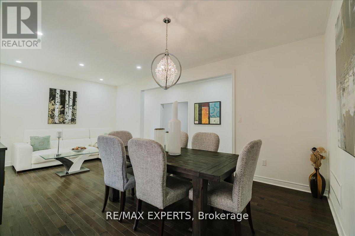 43 Lewis Avenue, Bradford West Gwillimbury (Bradford), Ontario  L3Z 0X2 - Photo 11 - N12922808