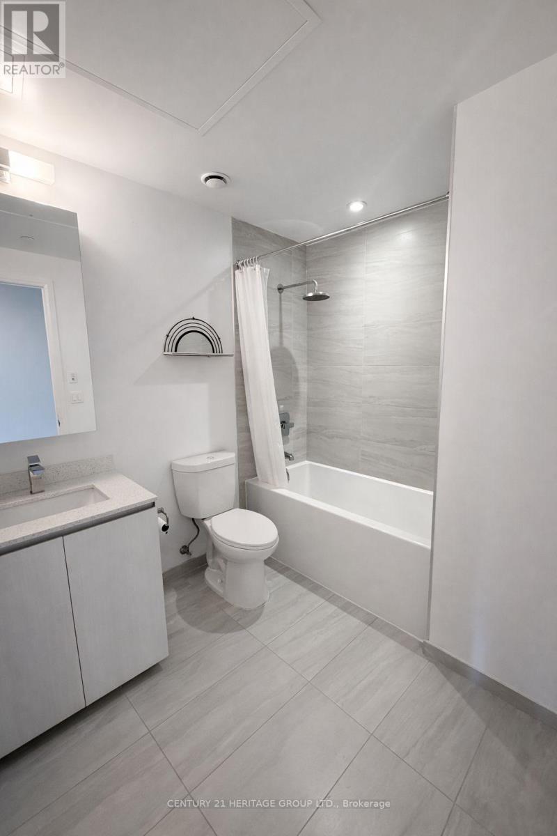 315 - 398 Hwy 7 E, Richmond Hill (Doncrest), Ontario  L4B 0G6 - Photo 13 - N12922824