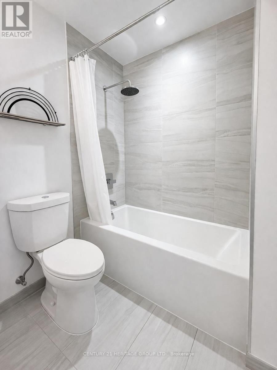 315 - 398 Hwy 7 E, Richmond Hill (Doncrest), Ontario  L4B 0G6 - Photo 14 - N12922824