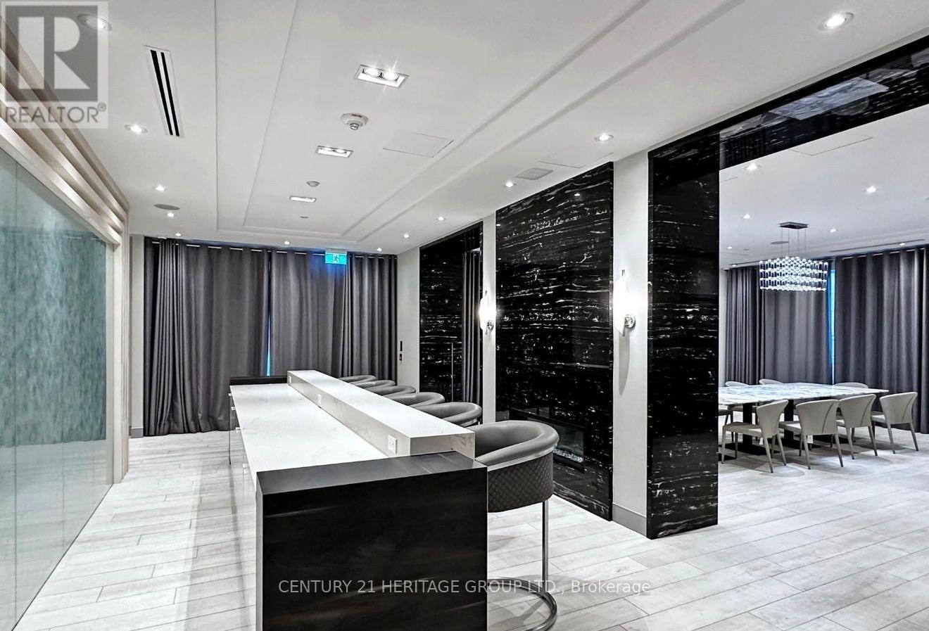 315 - 398 Hwy 7 E, Richmond Hill (Doncrest), Ontario  L4B 0G6 - Photo 18 - N12922824