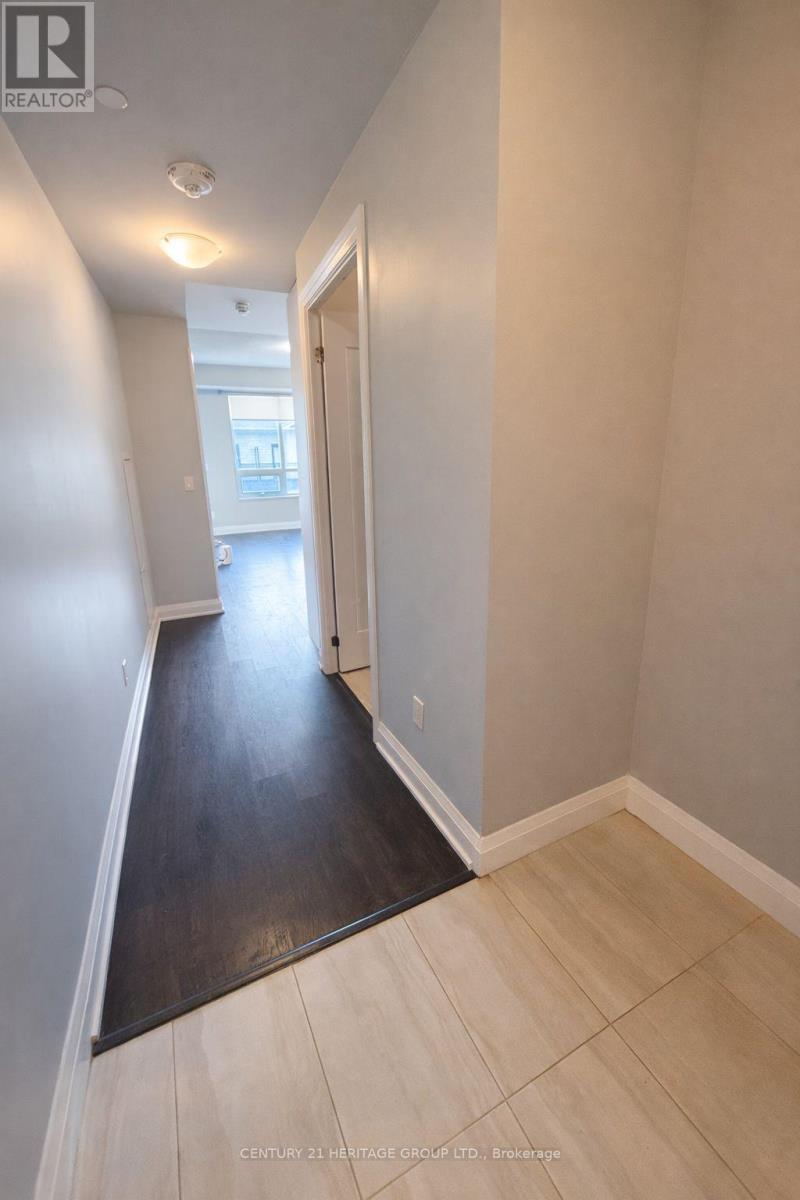 315 - 398 Hwy 7 E, Richmond Hill (Doncrest), Ontario  L4B 0G6 - Photo 5 - N12922824