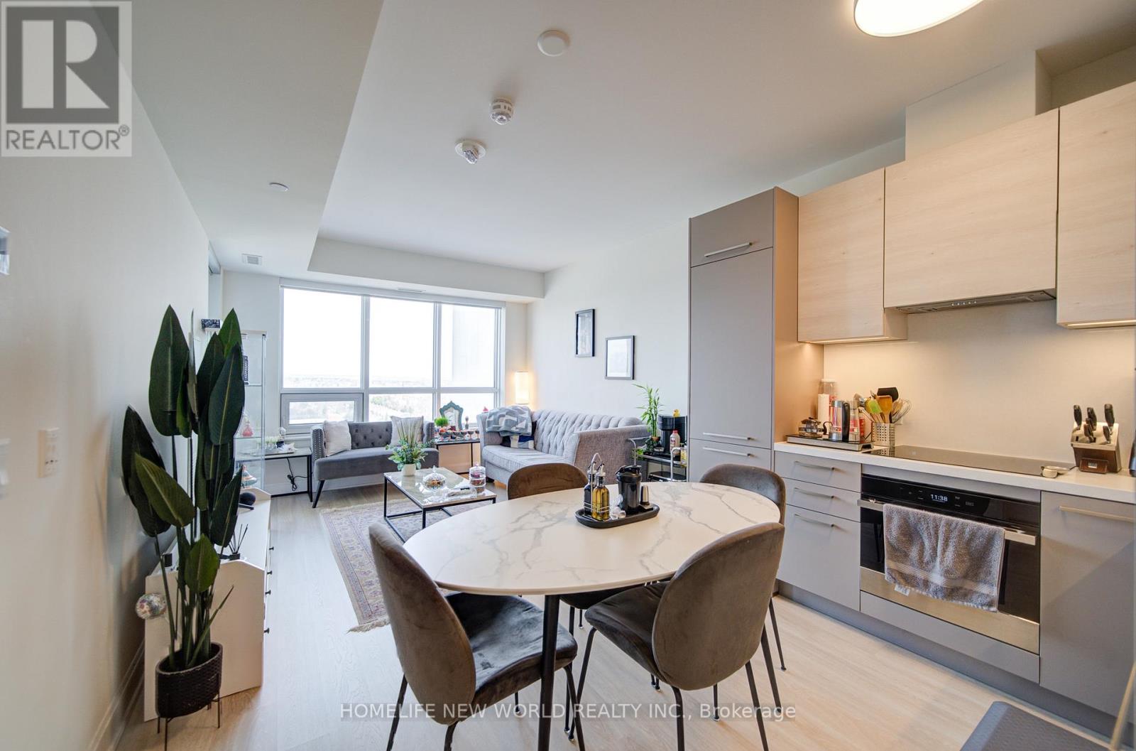 1101 - 12 Gandhi Lane, Markham (Commerce Valley), Ontario  L3T 0G8 - Photo 12 - N12922830