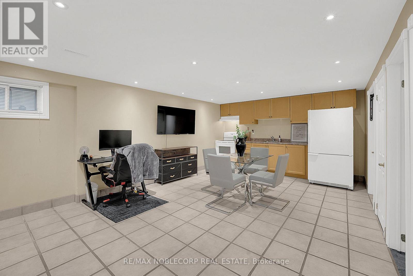 269 Glenwood Crescent W, Caledon, Ontario  L7E 1Z5 - Photo 26 - W12922448