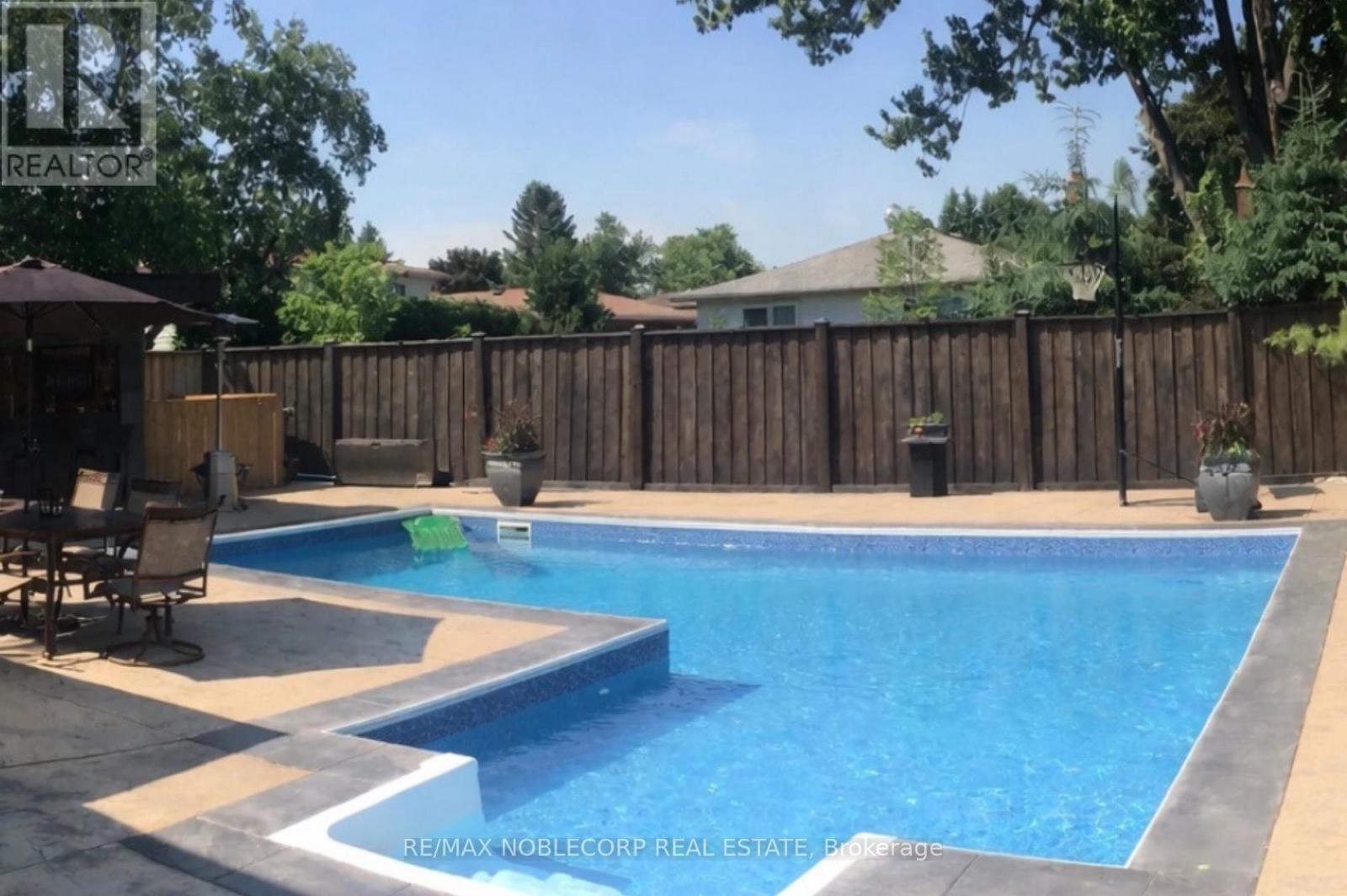 269 Glenwood Crescent W, Caledon, Ontario  L7E 1Z5 - Photo 35 - W12922448