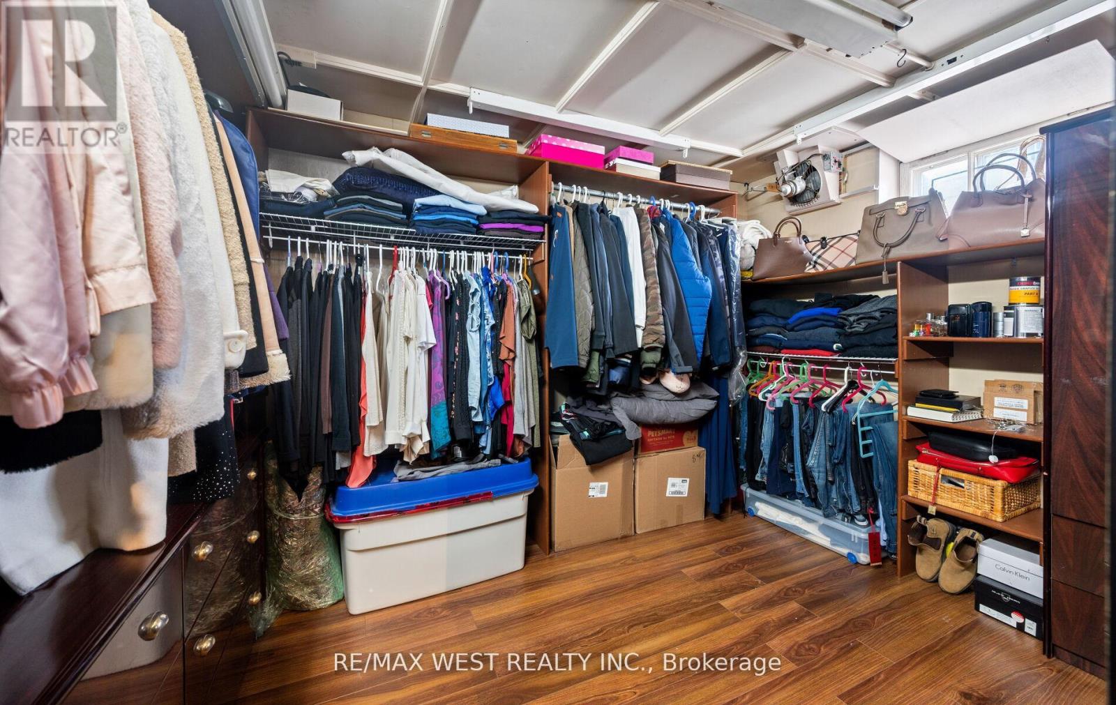 57 Westglen Crescent, Toronto, Ontario  M9B 4R2 - Photo 33 - W12842122