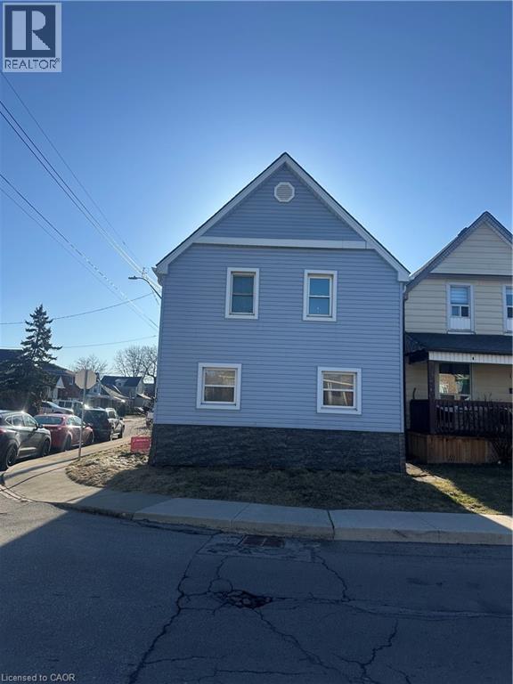 110 Robins Avenue, Hamilton, Ontario  L8H 4N6 - Photo 2 - 40815275