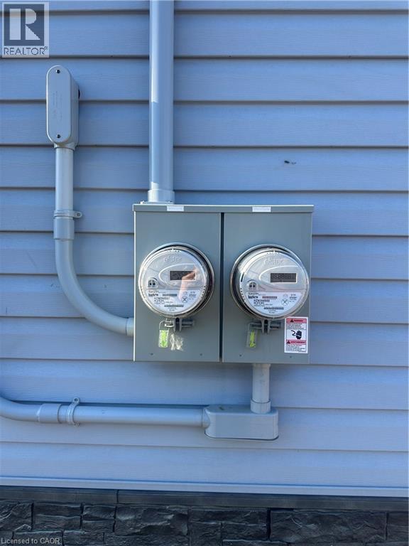 110 Robins Avenue, Hamilton, Ontario  L8H 4N6 - Photo 4 - 40815275