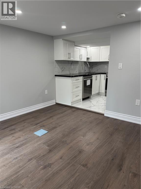 276 Belmoral Avenue N Unit# Lower, Hamilton, Ontario  L8L 7S4 - Photo 3 - 40815204