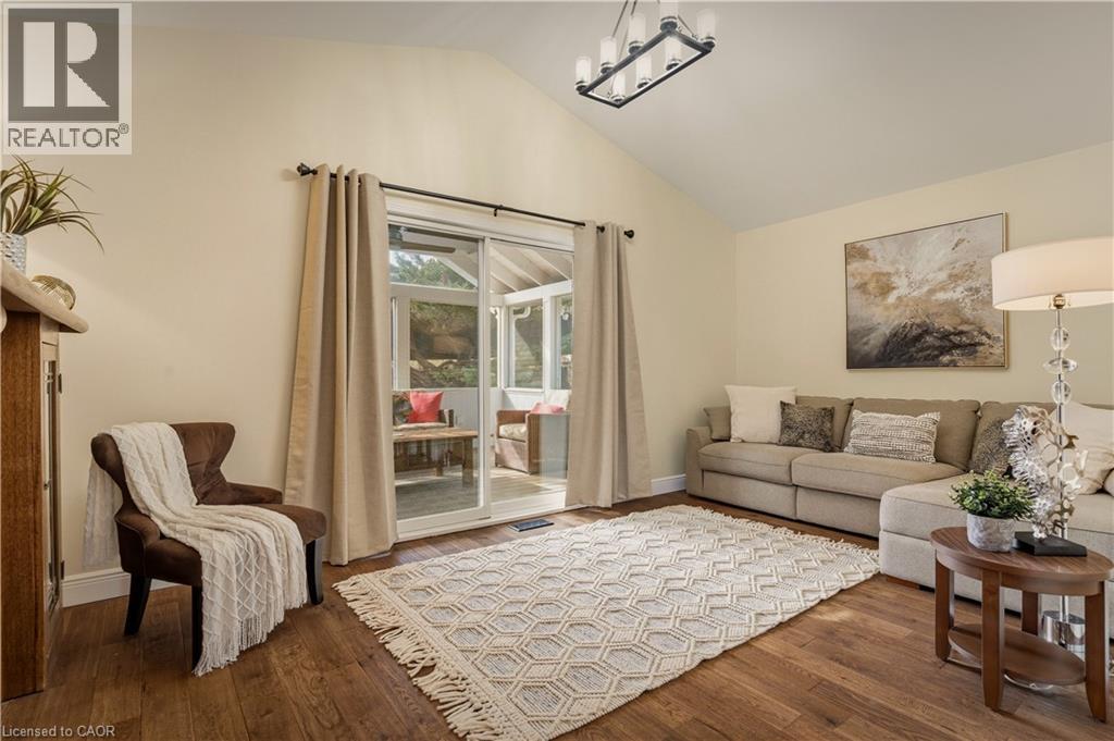 25 Linington Trail, Dundas, Ontario  L9H 7A3 - Photo 13 - 40815101