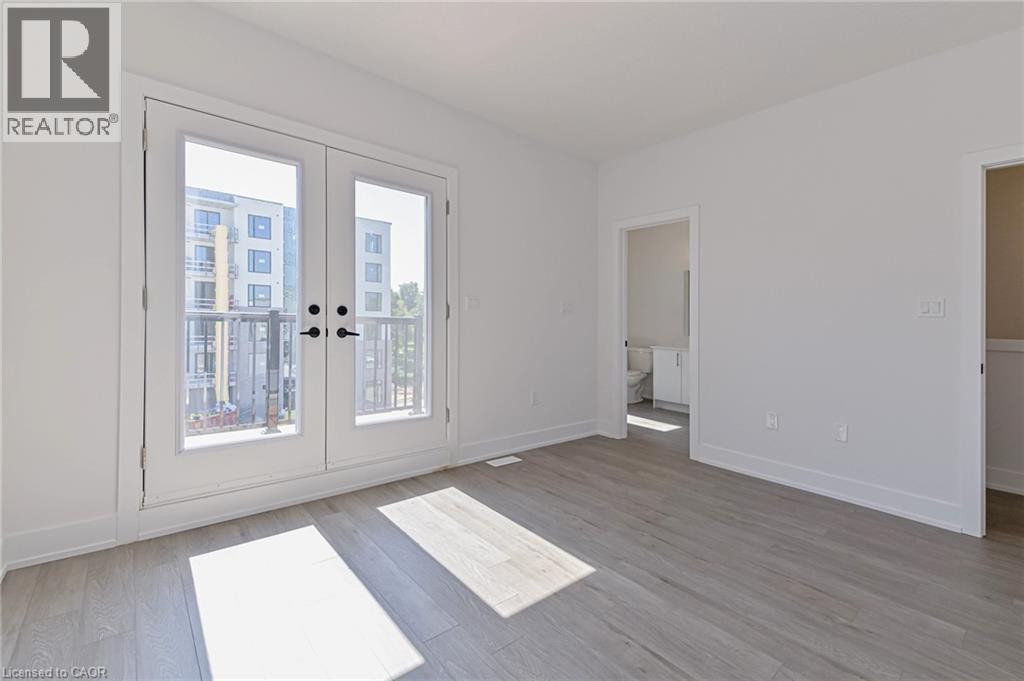 99 Roger Street Unit# 30, Waterloo, Ontario  N2L 1A4 - Photo 24 - 40814772