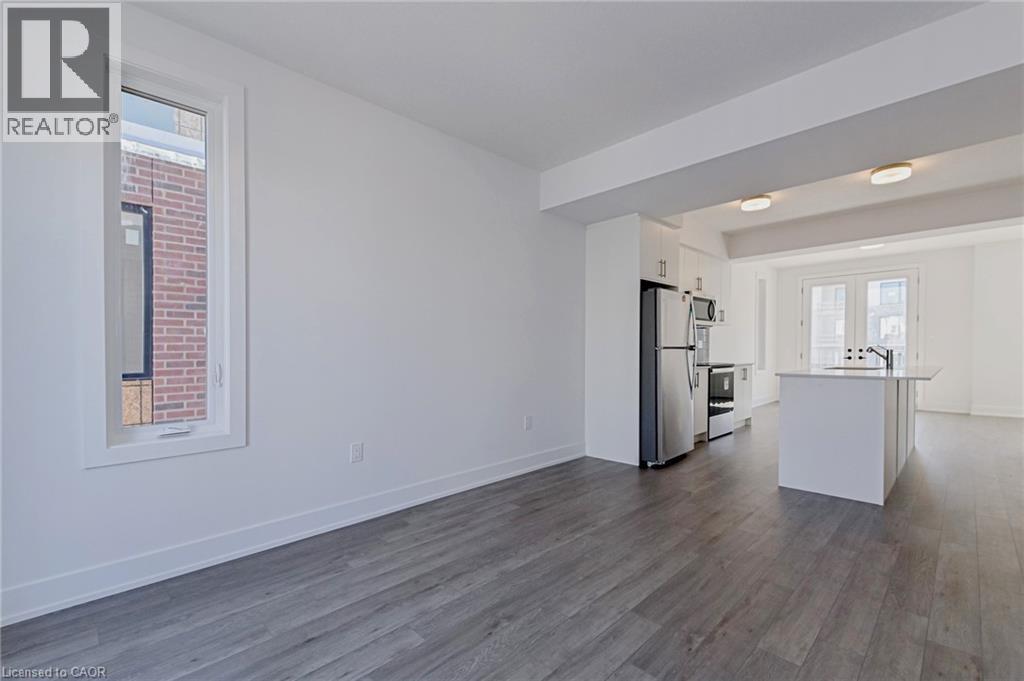 99 Roger Street Unit# 30, Waterloo, Ontario  N2L 1A4 - Photo 5 - 40814772