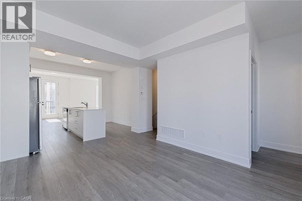 99 Roger Street Unit# 30, Waterloo, Ontario  N2L 1A4 - Photo 6 - 40814772