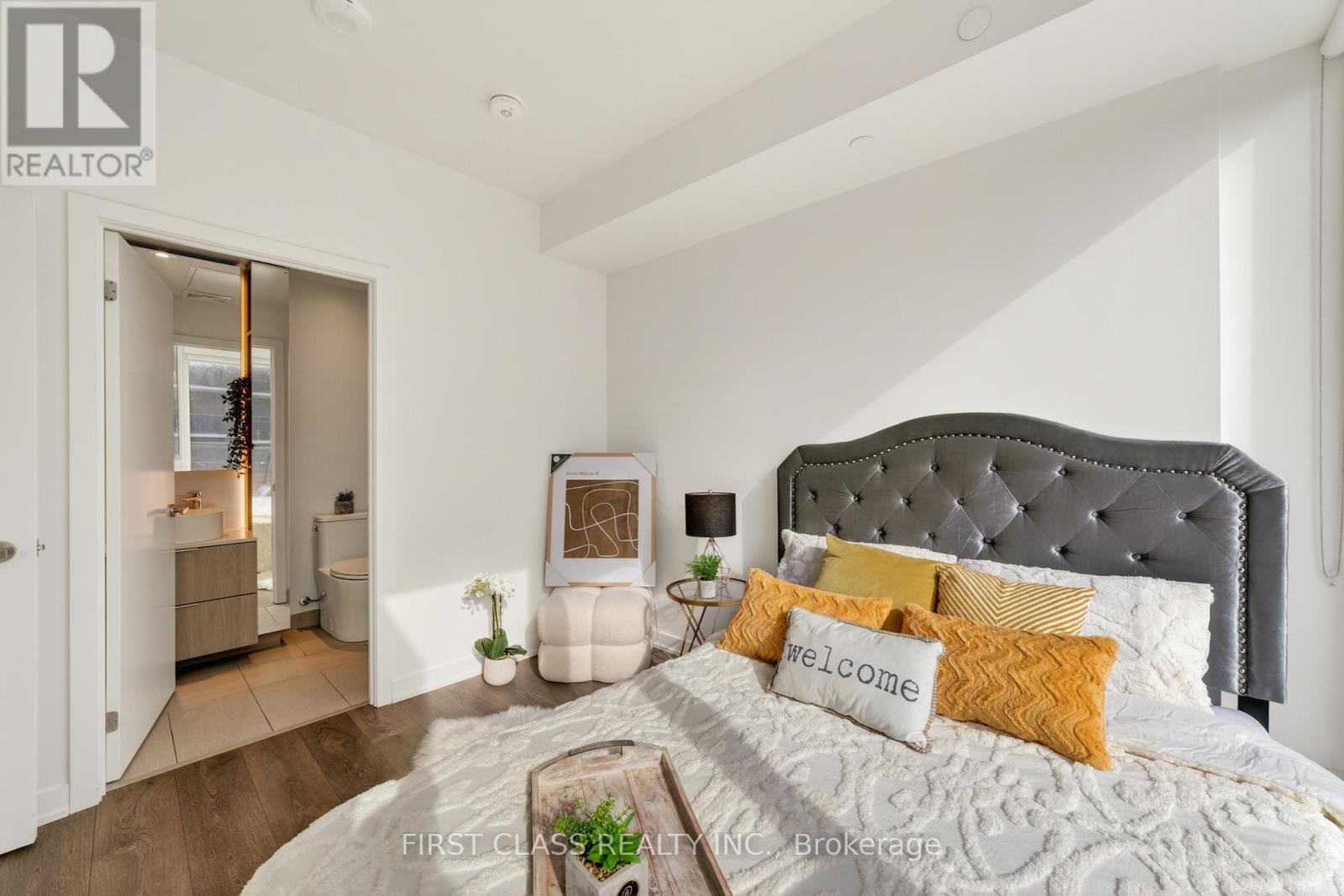 909 - 28 Ann Street, Mississauga, Ontario  L5G 0E1 - Photo 14 - W12922696