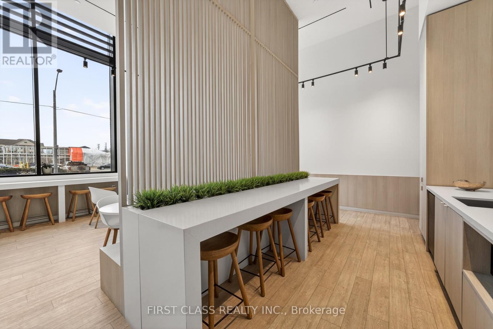 909 - 28 Ann Street, Mississauga, Ontario  L5G 0E1 - Photo 34 - W12922696