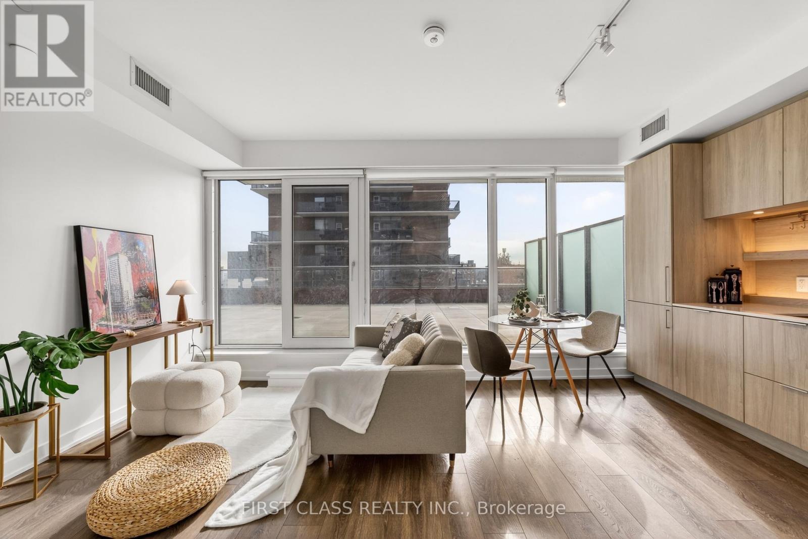 909 - 28 Ann Street, Mississauga, Ontario  L5G 0E1 - Photo 6 - W12922696