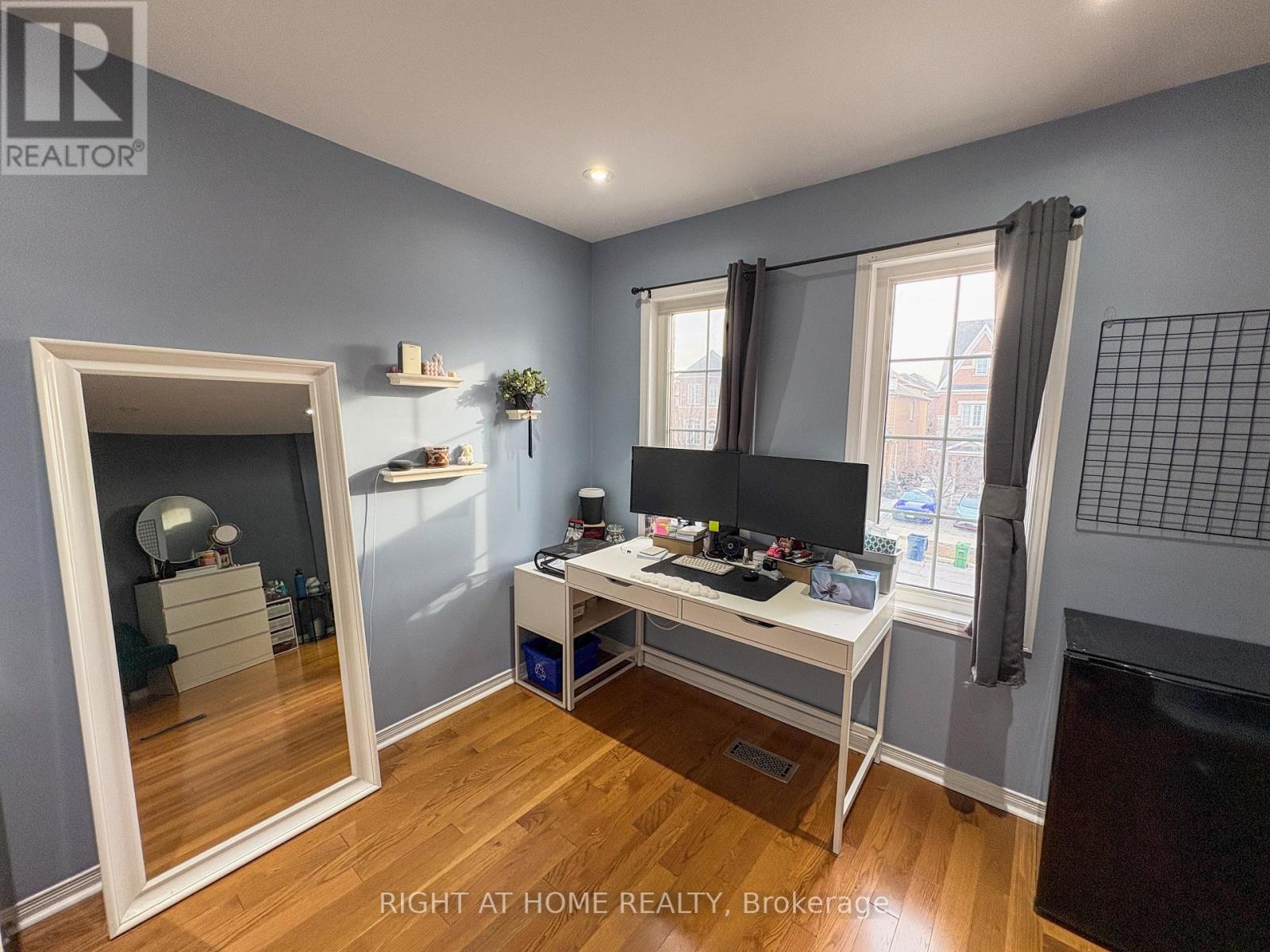 54 Leila Jackson Terrace, Toronto, Ontario  M3L 0B3 - Photo 19 - W12922728