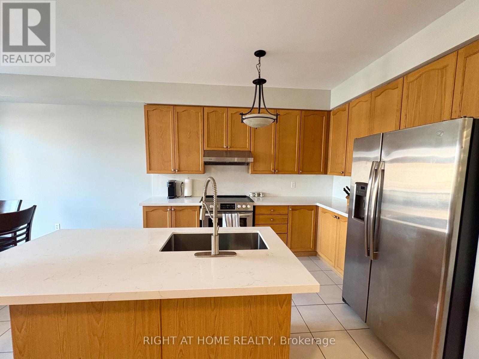 54 Leila Jackson Terrace, Toronto, Ontario  M3L 0B3 - Photo 9 - W12922728