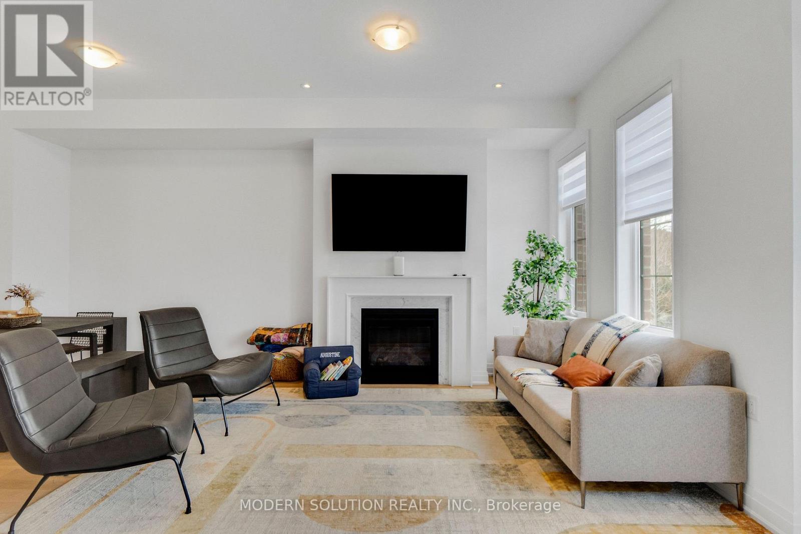 1659 Vellore Crescent, Mississauga, Ontario  L5G 0C3 - Photo 10 - W12922730